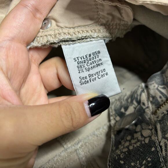 CAbi Diamondback Snakeskin Print Super Skinny Jeans Women's Size 2 - Picture 6 of 10